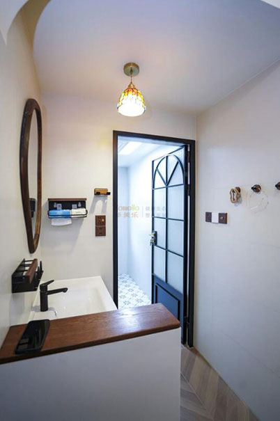 翠瓏灣三居：沒有浮夸造型，復古設計美得讓人移不開眼